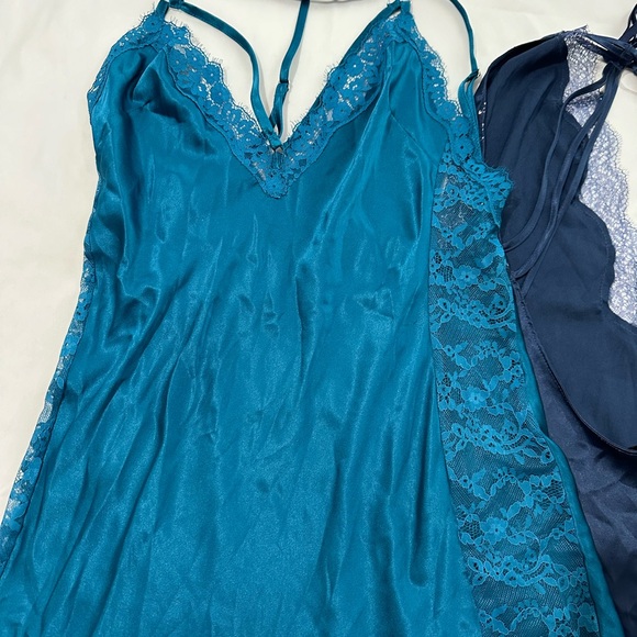 Victoria's Secret Lingerie Camisoles Set of 2 - Picture 2 of 6